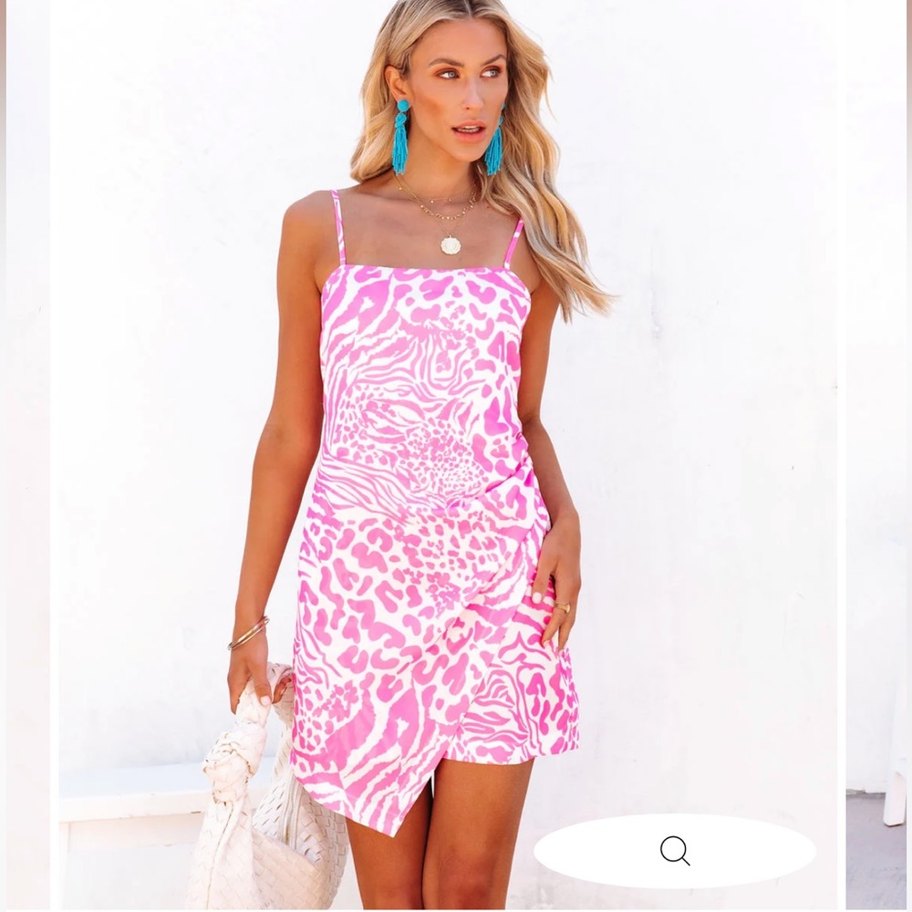 ELU GATHERED ADJUSTABLE MINI DRESS